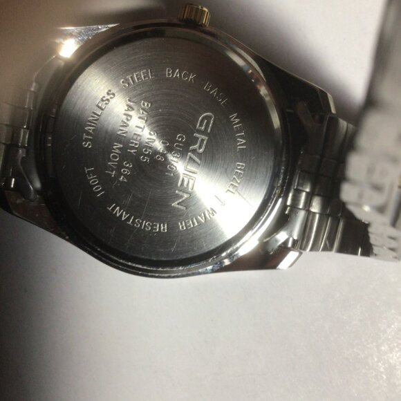 Gruen Vintage Silver Gold Tone President Style Watch 39 mm NOS - Picture 7 of 9